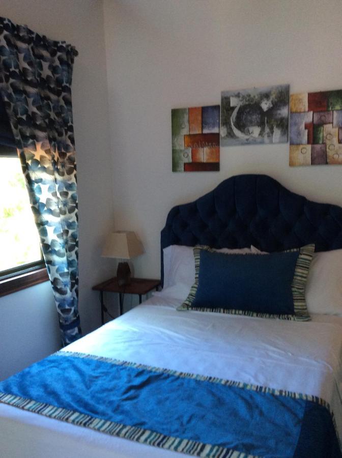 Bed and breakfast Cotton House De Labrador Extérieur photo