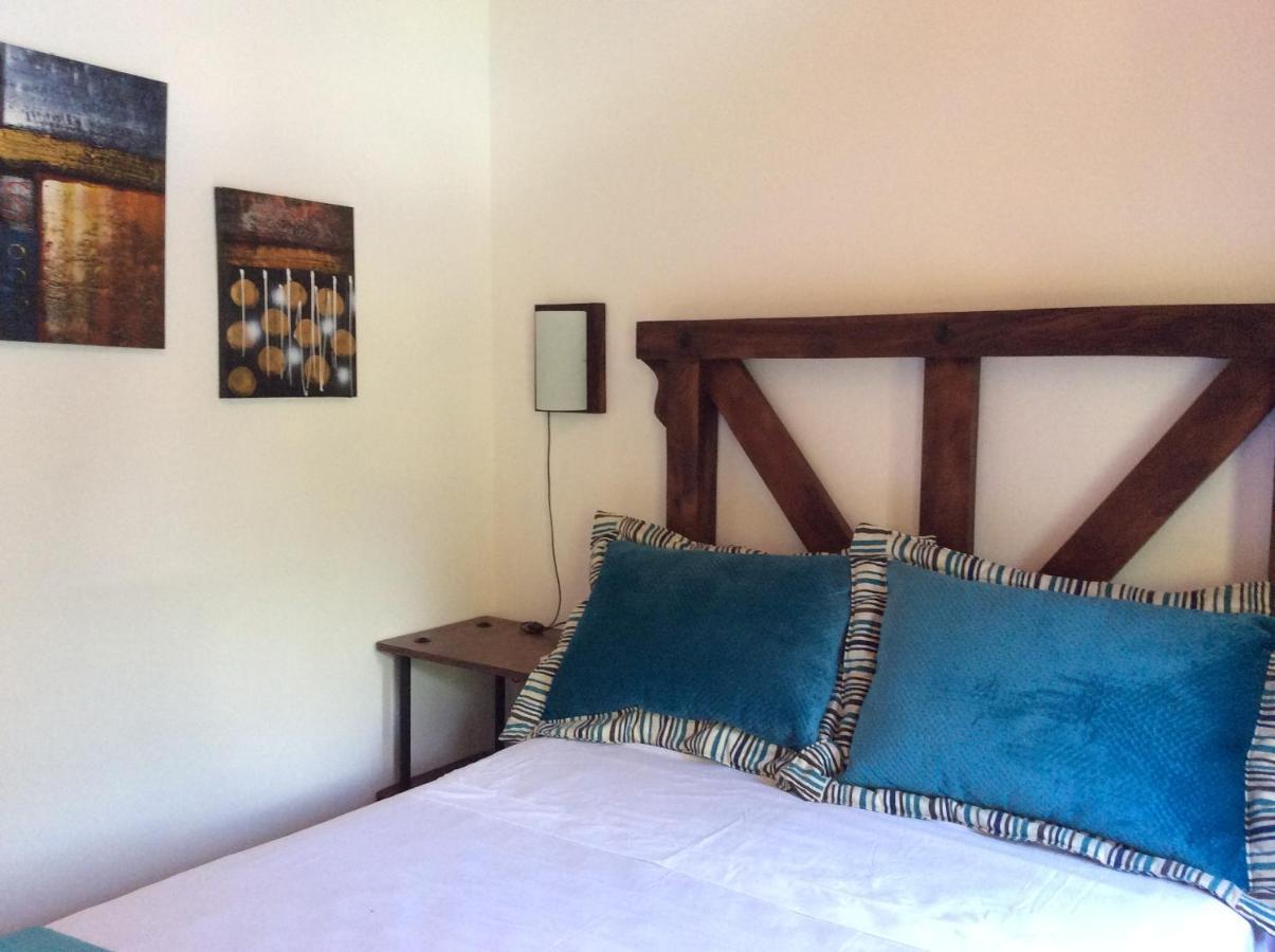 Bed and breakfast Cotton House De Labrador Extérieur photo